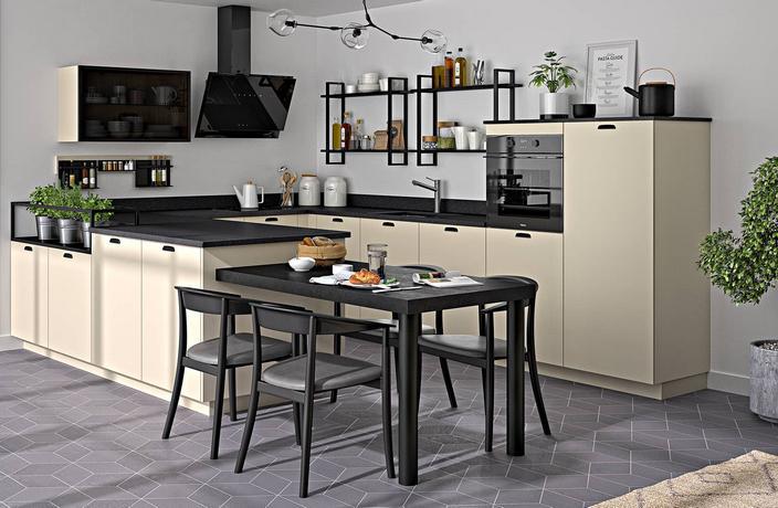 Cuisine en U avec plan de travail granit noir – Sagne Cuisines – cuisiniste Aix-les-Bains, Savoie (73)